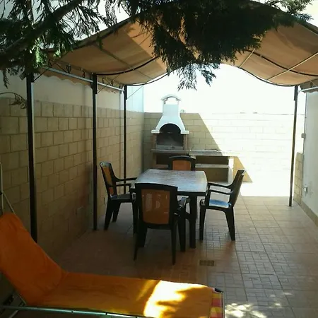 Ferienhaus A Pochi Passi Dal Mare In Zona Punta Prosciutto Datti