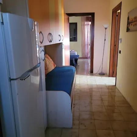 A Pochi Passi Dal Mare In Zona Punta Prosciutto Ferienhaus